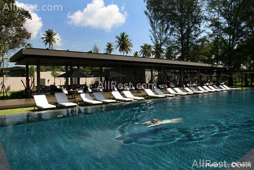 SALA Phuket Resort & Spa 33